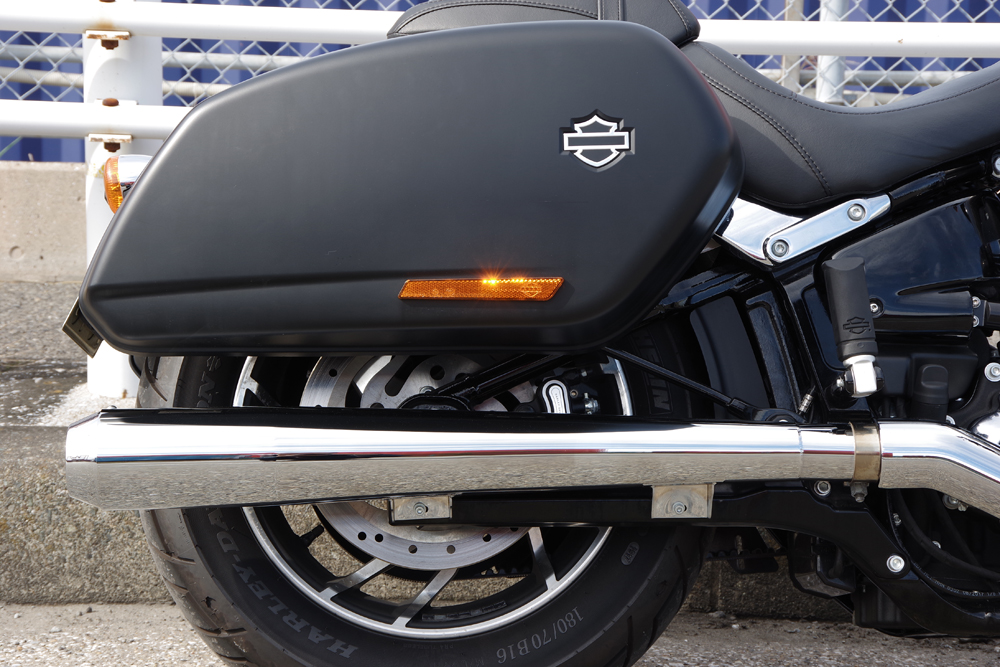 オリジナルパーツ for Harley-Davidson FLSBテーパーコーンマフラー オリジナルパーツ for Harley-Davidson FLSBテーパーコーンマフラー